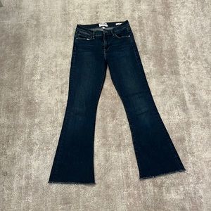 Frame size 26 women’s Le flare jeans
